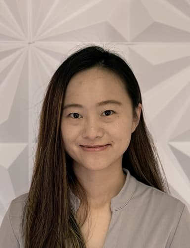 Ms. Hoi Yan (Christiara) Lau photo