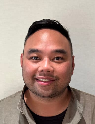 Phil Gaabucayan photo