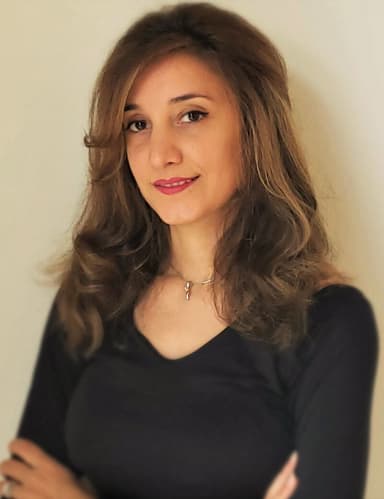 Tina Aghvami Amoli photo